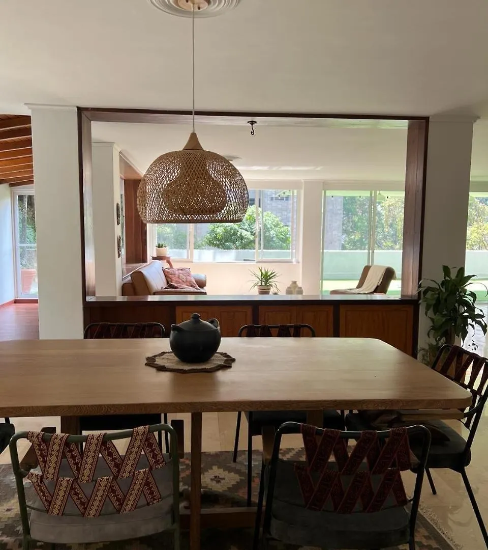 Homestay Yessica Apto Medellin Colombia